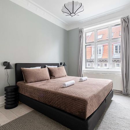 Super Central 2Br Apartment In Old Town Kopenhagen Bagian luar foto