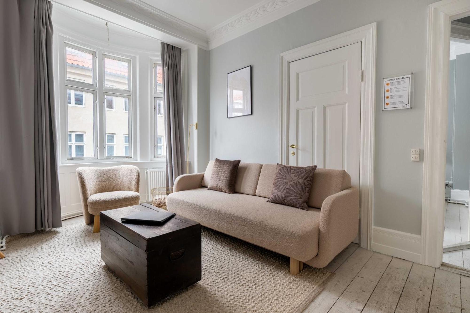 Super Central 2Br Apartment In Old Town Kopenhagen Bagian luar foto