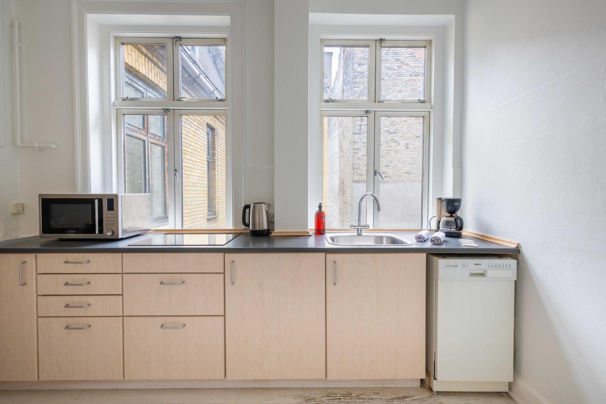 Super Central 2Br Apartment In Old Town Kopenhagen Bagian luar foto
